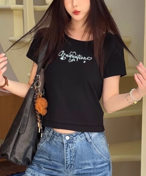 Alvia(アルビア)の「バックレースアップTシャツ 半袖 刺繍 ショート丈 タイト バレエコア 韓国風 Y2K トレンド(Tシャツ/カットソー・レディース・ライトグレー/ブラック・M)」の8枚目の写真