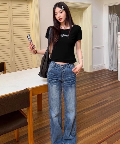 Alvia(アルビア)の「バックレースアップTシャツ 半袖 刺繍 ショート丈 タイト バレエコア 韓国風 Y2K トレンド(Tシャツ/カットソー・レディース・ライトグレー/ブラック・M)」の12枚目の写真