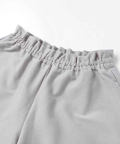 BeBe(ベベ)の「デニムニットストレッチキュロットパンツ(100~150cm)(デニムパンツ・キッズ・グレー/ネイビー・120cm/130cm/150cm/140cm/110cm)」の9枚目の写真
