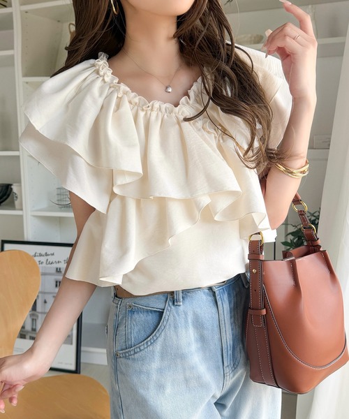 mily bilet(ミウィビレット)の「【mily bilet】ひらり、上品。甘さふわっと香る♪華奢見え、前後2wayノースリーブカシュクールブラウス(シャツ/ブラウス・レディース・アイボリー/チャコール/サックスブルー・SMALL/MEDIUM/LARGE/X-LARGE)」の12枚目の写真