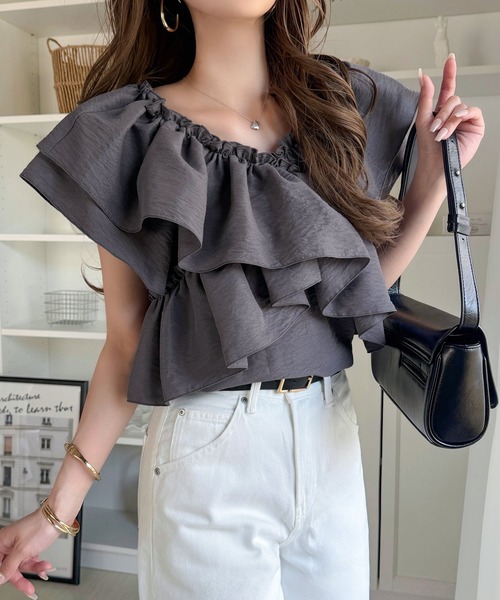 mily bilet(ミウィビレット)の「【mily bilet】ひらり、上品。甘さふわっと香る♪華奢見え、前後2wayノースリーブカシュクールブラウス(シャツ/ブラウス・レディース・アイボリー/チャコール/サックスブルー・SMALL/MEDIUM/LARGE/X-LARGE)」の21枚目の写真