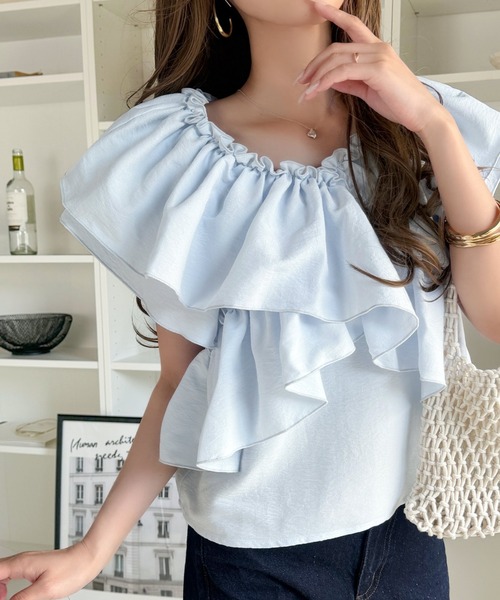 mily bilet(ミウィビレット)の「【mily bilet】ひらり、上品。甘さふわっと香る♪華奢見え、前後2wayノースリーブカシュクールブラウス(シャツ/ブラウス・レディース・アイボリー/チャコール/サックスブルー・SMALL/MEDIUM/LARGE/X-LARGE)」の9枚目の写真