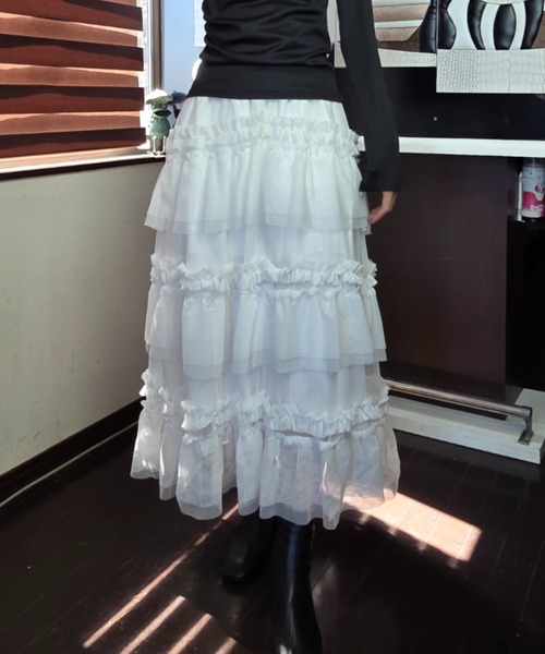 ｔｏｌｅｎｅ（トレネ）の「【ボリューム】ティアードチュールロングスカート / フレンチガーリー / バレエコア（スカート・レディース・ブラック/ホワイト・FREE）」の7枚目の写真
