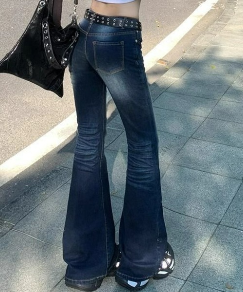 REBALANCE（リバランス）の「フレアデニムパンツ（デニムパンツ・レディース・A・SMALL/MEDIUM/LARGE）」の5枚目の写真