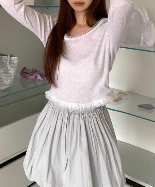 Chiina(チーナ)の「Chiina / 裾レースカットソー(Tシャツ/カットソー・レディース・グレー/ホワイト・FREE)」の11枚目の写真