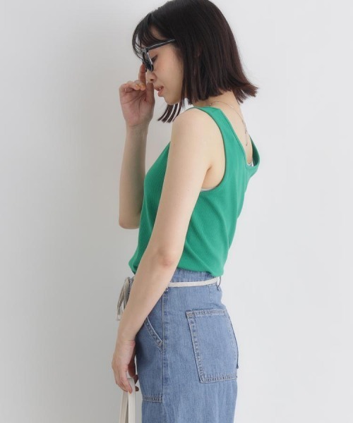 Right-on(ライトオン)の「【HONEYSUCKLE ROSE】2WAYタンクトップ (リブ / スクエアネック / クルーネック / 細見え)(タンクトップ・レディース・ブラック/ホワイト/ピンク/グリーン/ブラウン・M/L/S)」の12枚目の写真