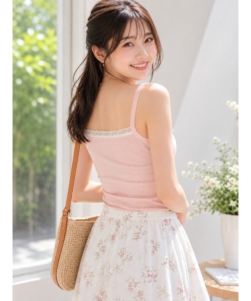 LAUTRE COTE(ロウトレコウト)の「カップ付きレースリブキャミソール(キャミソール・レディース・ホワイト/ピンク/ブラック・FREE)」の9枚目の写真
