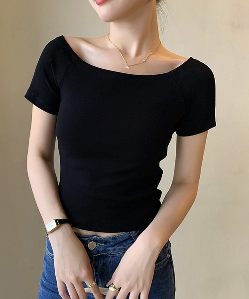 by LEGNA(バイレグナ)の「華奢見えオフショルダートップス(Tシャツ/カットソー・レディース・ホワイト/ブラック・MEDIUM/LARGE/SMALL)」の7枚目の写真
