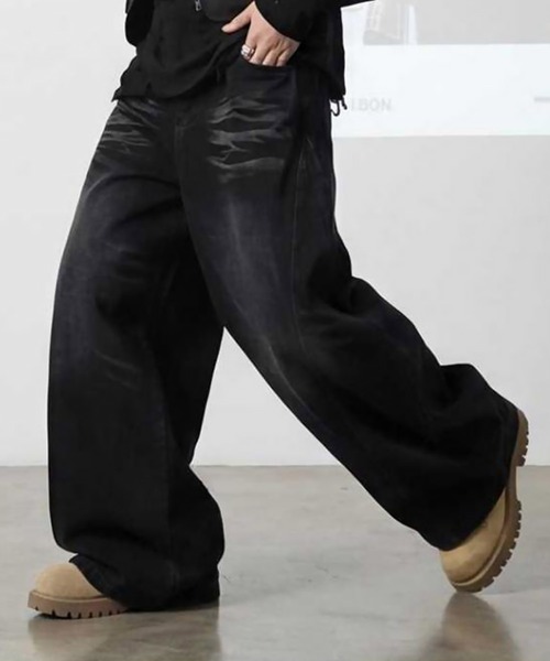 SBG(エスビー)の「SBG ウォッシュ加工 カーブデニムパンツ(デニムパンツ・メンズ・ブルー/ブラック・SMALL/LARGE/MEDIUM)」の2枚目の写真