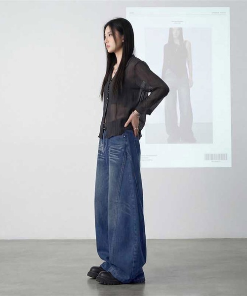 SBG(エスビー)の「SBG ウォッシュ加工 カーブデニムパンツ(デニムパンツ・メンズ・ブルー/ブラック・SMALL/LARGE/MEDIUM)」の12枚目の写真