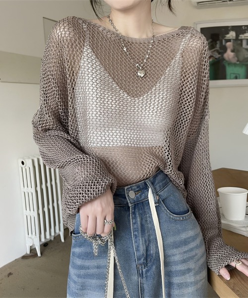 gossip！ロサンゼルス（ゴシップロサンゼルス）の「Y2Kパールチェーン付き バックオープン メッシュニット プルオーバー（Tシャツ/カットソー・レディース・オフホワイト・M）」の15枚目の写真