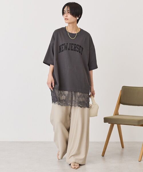 AMERICAN HOLIC(アメリカンホリック)の「カレッジロゴレースドッキングTシャツ(Tシャツ/カットソー・レディース・チャコールグレー/オフホワイト/ブラック・FREE)」の20枚目の写真