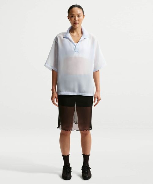 NIKE(ナイキ)の「ナイキ スポーツウェア ウィメンズ オーバーサイズド シアー トップス / Nike Sportswear Women's Oversized Sheer Top IR1681-407 Hydrogen Blue(ポロシャツ・レディース・クリアブルー・XS/XL/S/M/L/2XL)」の8枚目の写真