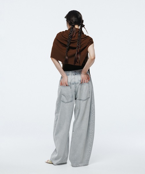 ADAM ET ROPE'(アダムエロペ)の「【定番】・【サステナブル】バックタックワイドデニム(デニムパンツ・レディース・サックスブルー・36/38)」の5枚目の写真