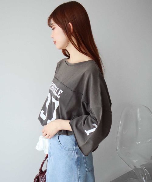 earth music&ecology(アースミュージックアンドエコロジー)の「ナンバリングビッグTシャツ(Tシャツ/カットソー・レディース・アイボリー/ダークグレー/ブラウン・FREE)」の18枚目の写真