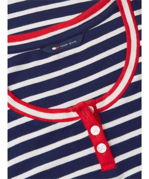 tommy jeans（トミー ジーンズ）の「ヘンリーネックスリムショートスリーブTシャツ（Tシャツ/カットソー・レディース・ブルー/レッド・X-SMALL/SMALL/MEDIUM/LARGE）」の11枚目の写真