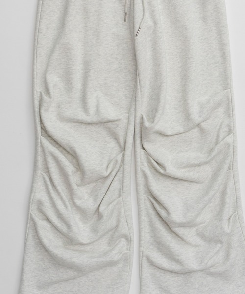MAISON SPECIAL(メゾンスペシャル)の「【2026Autumn PRE-ORDER】Hem Tuck Sweatpants/裾タックスウェットパンツ(スウェットパンツ・レディース・ライトグレー/キャメル/チャコールグレー・38/36)」の20枚目の写真