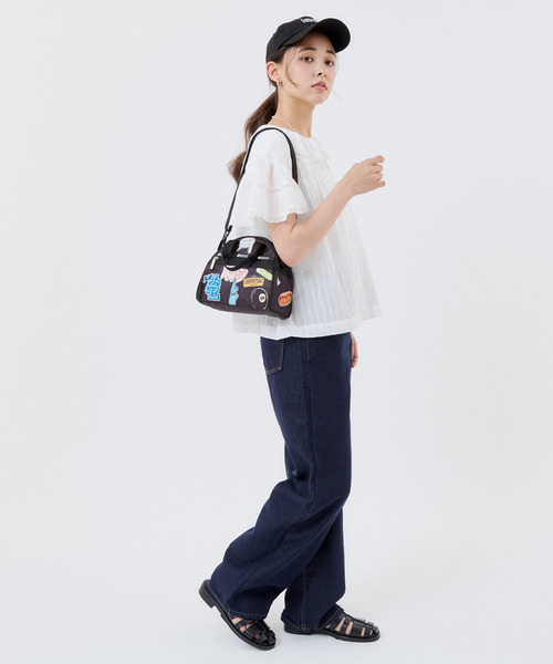 LeSportsac(レスポートサック)の「PW ROUND SM SATCHEL パッチワークブラックラウンドSMサッチェル(ショルダーバッグ・レディース・ブラック・FREE)」の3枚目の写真