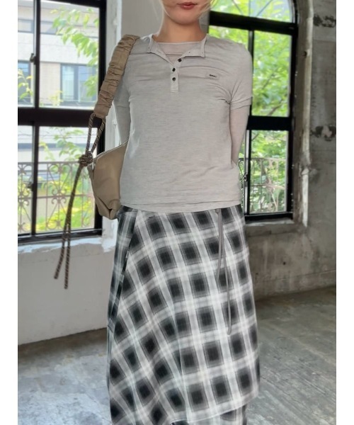 emmi（エミ）の「レイヤードカットソー（Tシャツ/カットソー・レディース・その他/ブラウン/グレー・F）」の22枚目の写真