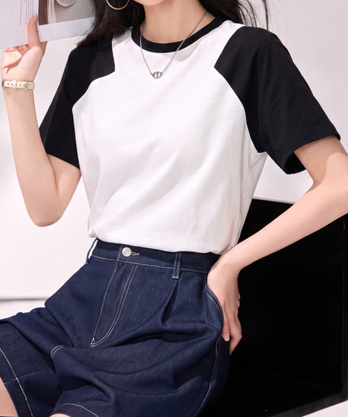 LUCPY(ラクピー)の「配色ラグラン半袖トップス(その他トップス・レディース・ブルー・LARGE/MEDIUM/SMALL/X-LARGE)」の3枚目の写真