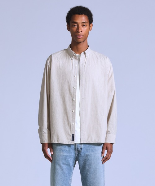 Levi's(リーバイス)の「Levi's/リーバイス BLUETAB(TM) リラックス ボタンダウン シャツ(シャツ/ブラウス・メンズ・ベージュ・M/S/L/XL)」の9枚目の写真