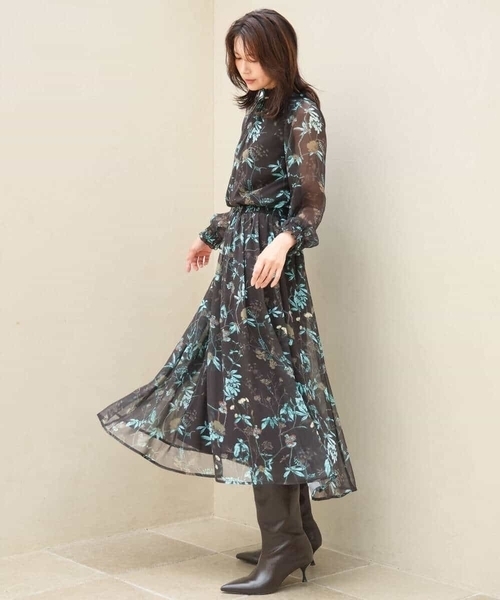 MK MICHEL KLEIN（エムケーミッシェルクラン）の「[洗える]水彩花柄シフォンブラウス（シャツ/ブラウス・レディース・ダークブラウン/キャメル・38）」の18枚目の写真