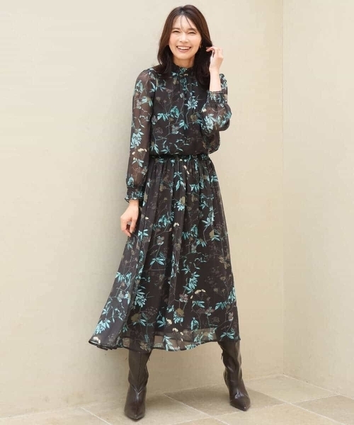 MK MICHEL KLEIN（エムケーミッシェルクラン）の「[洗える]水彩花柄シフォンブラウス（シャツ/ブラウス・レディース・ダークブラウン/キャメル・38）」の21枚目の写真