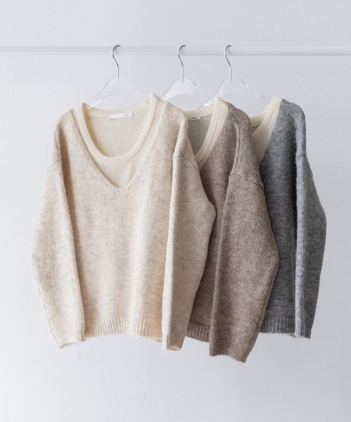on:nue（オンニュ）の「【on:nue】[2点セット] Vネックレイヤード起毛ニット /26-27 AW COLLECTION（ニット/セーター・レディース・ベージュ/アイボリー/グレー・FREE）」の17枚目の写真