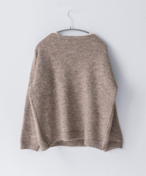 on:nue（オンニュ）の「【on:nue】[2点セット] Vネックレイヤード起毛ニット /26-27 AW COLLECTION（ニット/セーター・レディース・ベージュ/アイボリー/グレー・FREE）」の20枚目の写真