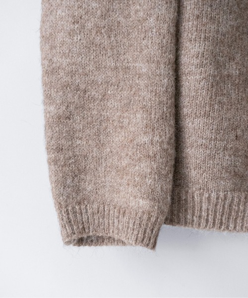on:nue（オンニュ）の「【on:nue】[2点セット] Vネックレイヤード起毛ニット /26-27 AW COLLECTION（ニット/セーター・レディース・ベージュ/アイボリー/グレー・FREE）」の22枚目の写真