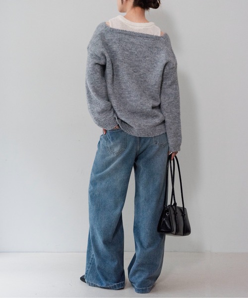 on:nue（オンニュ）の「【on:nue】[2点セット] Vネックレイヤード起毛ニット /26-27 AW COLLECTION（ニット/セーター・レディース・ベージュ/アイボリー/グレー・FREE）」の5枚目の写真