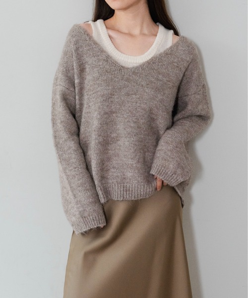 on:nue（オンニュ）の「【on:nue】[2点セット] Vネックレイヤード起毛ニット /26-27 AW COLLECTION（ニット/セーター・レディース・ベージュ/アイボリー/グレー・FREE）」の8枚目の写真