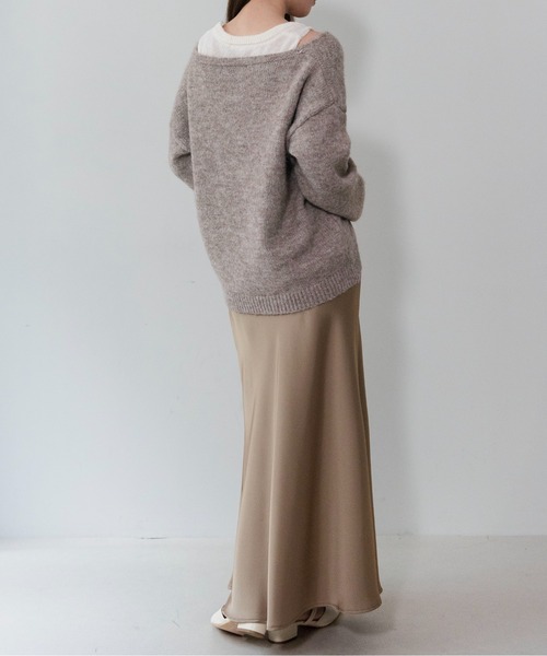 on:nue（オンニュ）の「【on:nue】[2点セット] Vネックレイヤード起毛ニット /26-27 AW COLLECTION（ニット/セーター・レディース・ベージュ/アイボリー/グレー・FREE）」の16枚目の写真