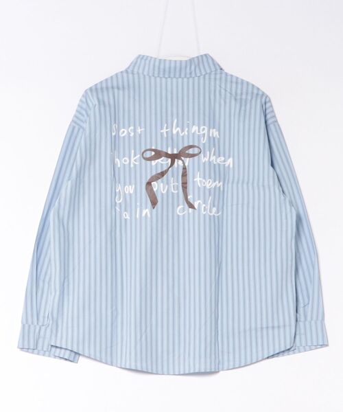 HOOK(フック)の「HOOK for girls リボンプリントストライプオーバーシャツ(シャツ/ブラウス・レディース・ブルー・S)」の2枚目の写真