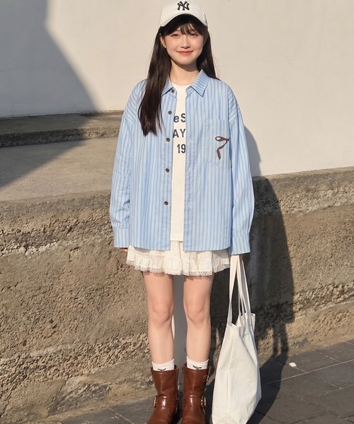 HOOK(フック)の「HOOK for girls リボンプリントストライプオーバーシャツ(シャツ/ブラウス・レディース・ブルー・S)」の7枚目の写真