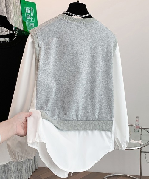 LUCPY(ラクピー)の「異素材ドッキングレイヤードプルオーバー(その他トップス・レディース・グレー/ブラック・XX-LARGE/X-LARGE/LARGE/MEDIUM)」の4枚目の写真