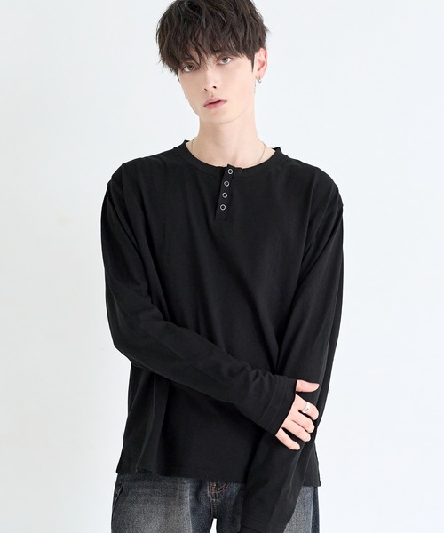 ASTRONOMY(アストロノミー)の「ヘンリーネックロングスリーブTシャツ カットソー ヴィンテージ加工/無地(Tシャツ/カットソー・メンズ・ブラウン/ブラック/ホワイト/チャコール・L/M)」の3枚目の写真