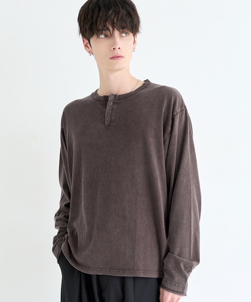 ASTRONOMY(アストロノミー)の「ヘンリーネックロングスリーブTシャツ カットソー ヴィンテージ加工/無地(Tシャツ/カットソー・メンズ・ブラウン/ブラック/ホワイト/チャコール・L/M)」の20枚目の写真