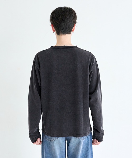 ASTRONOMY(アストロノミー)の「ヘンリーネックロングスリーブTシャツ カットソー ヴィンテージ加工/無地(Tシャツ/カットソー・メンズ・ブラウン/ブラック/ホワイト/チャコール・L/M)」の16枚目の写真