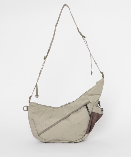 THE GOODLAND MARKET(ザグッドランドマーケット)の「F/CE. TWILL MINI SHOULDER BAG(ショルダーバッグ・メンズ・ベージュ/ブラック・FREE)」の11枚目の写真