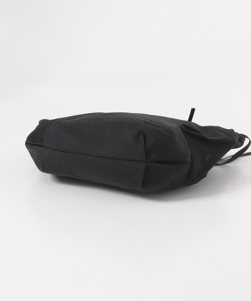 THE GOODLAND MARKET(ザグッドランドマーケット)の「F/CE. TWILL MINI SHOULDER BAG(ショルダーバッグ・メンズ・ベージュ/ブラック・FREE)」の15枚目の写真