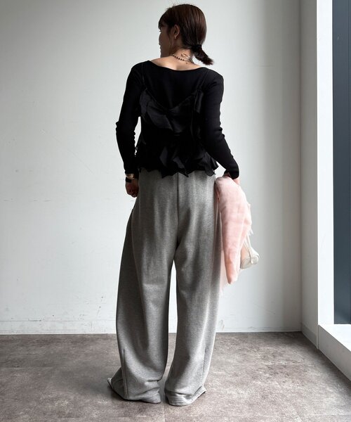 DouDou(ドゥドゥ)の「【WEB限定】前後2WAYフリルビスチェ(シャツ/ブラウス・レディース・ブラック/ベージュ・FREE)」の15枚目の写真