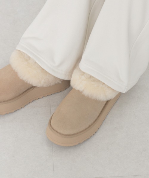 UGG（アグ）の「UGG　TAZZELLE（その他シューズ・レディース・キャメル/ブラック/ベージュ・6/8/7）」の10枚目の写真
