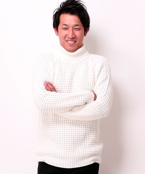 VENCEEXCHANGE（ヴァンスエクスチェンジ）の「【BITTER1月号 掲載商品】ワッフル編みタートルネックプルオーバー（ニット/セーター・メンズ・オフホワイト/ダークグリーン/ブラック・LARGE/MEDIUM）」の11枚目の写真