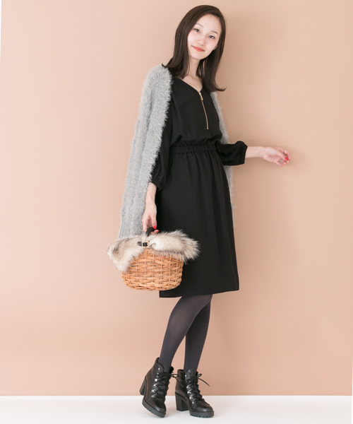 URBAN RESEARCH（アーバンリサーチ）の「UR フロントZIPワンピース（ワンピース・レディース・ベージュ/オリーブ/ブラック・FREE）」の8枚目の写真