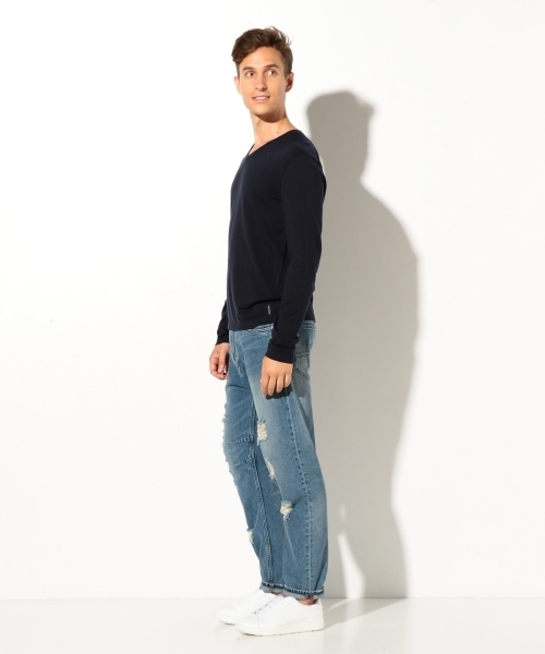 ARMANI EXCHANGE(アルマーニエクスチェンジ)の「【AXアルマーニ エクスチェンジ】Vネック ニット(ニット/セーター・メンズ・ネイビー・LARGE/MEDIUM/SMALL/X-LARGE/X-SMALL)」の12枚目の写真