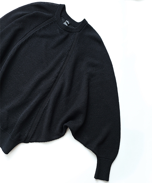 SHAREEF（シャリーフ）の「IRREGULAR KNITTING DOLMAN P/O（ニット/セーター・メンズ・ブラック/ダークグリーン/パープル・1/2）」の11枚目の写真