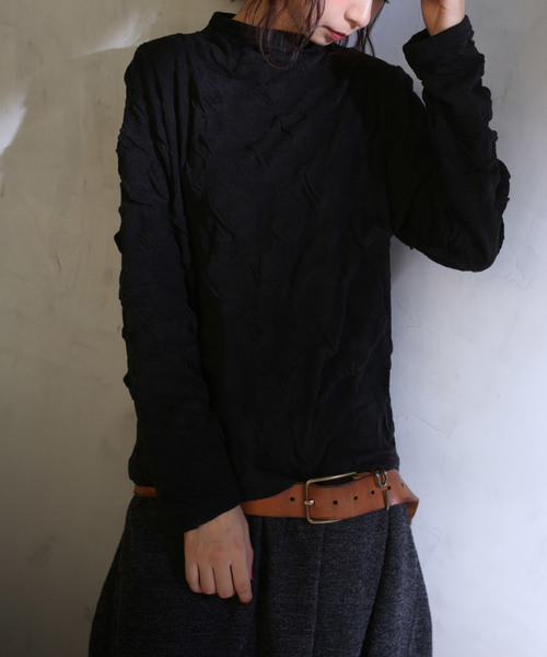 antiqua（アンティカ）の「ドットボトルネックトップス（Tシャツ/カットソー・レディース・ブラック/グレー・FREE）」の2枚目の写真