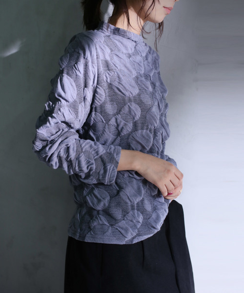 antiqua（アンティカ）の「ドットボトルネックトップス（Tシャツ/カットソー・レディース・ブラック/グレー・FREE）」の7枚目の写真