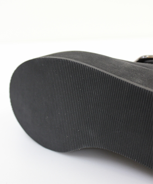 Kastane(カスタネ)の「厚底ブローシューズ(その他シューズ・レディース・ブラック/レッド・MEDIUM/LARGE)」の6枚目の写真